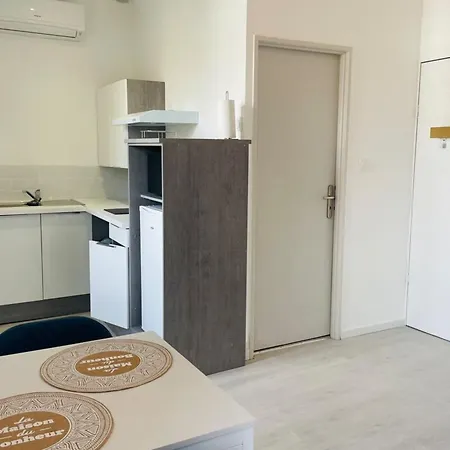 Apartamento La Terrasse Avec Climatisation Saint-Jean-dʼAngély