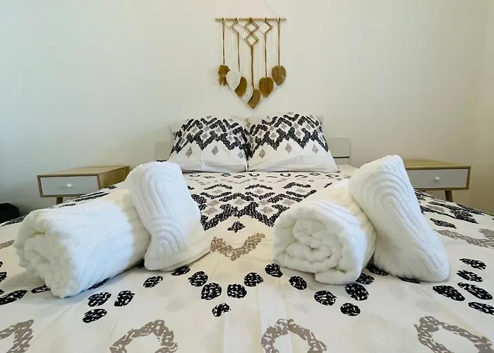 La Terrasse Avec Climatisation * Saint-Jean-dʼAngély